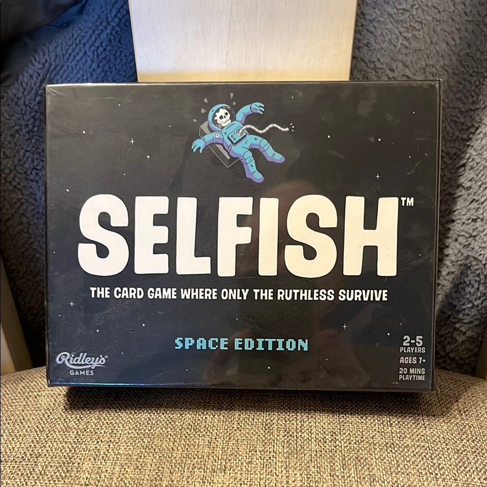 Selfish Space Edition Card Game Ages 7 and up.